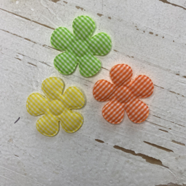 Bloem ruit katoen 4.7cm. Diverse kleuren.