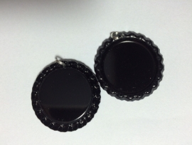 Bottlecaps hanger zwart zonder ringetje.