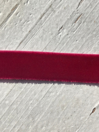 Elastisch haarband velvet fuchsia roze 1.5cm.