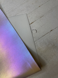 Leer holografisch diverse kleuren. 20x33cm.