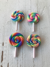 Regenboog Lolly Geel/Blauw/Oranje flatback