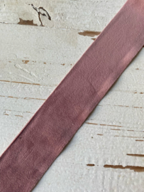 Velvet deluxe, diverse kleuren. 4cm.