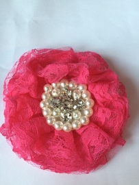 Luxe bloem kant met strass en parels fel roze 9cm.