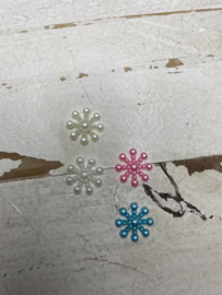 Flatback sneeuwster, diverse kleuren. 1.5cm