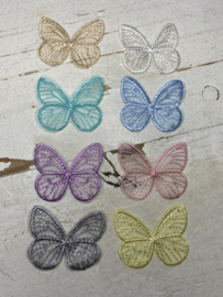 Kanten vlinders, diverse kleuren. 4.5cm.