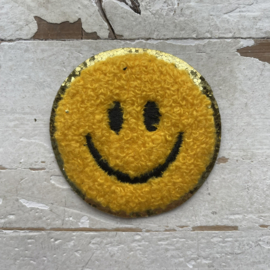 Strijkapplicatie smiley teddy geel goud 5cm.