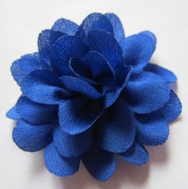 Chiffon bloem koningsblauw 5.5cm.