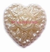 Flatback hartje rozen/creme 2cm.