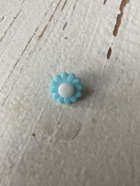 Bloemknoop, 1.5cm. Diverse kleuren.