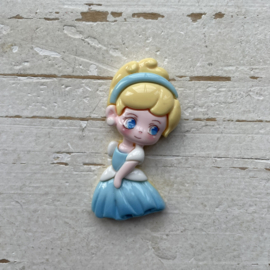 Fimo poppetje princess blauw jurk 6cm.