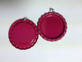 Bottlecap hanger fuchsia met ringetje pst