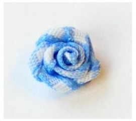 Roosje ruit blauw 1cm.