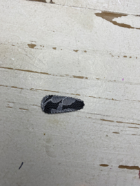 Kniphoesje satijn met kant, diverse kleuren. 3.5cm.