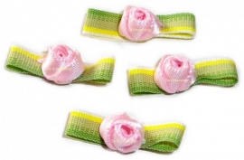 Roosjes met 4 kleurig blad roze 2.5cm.
