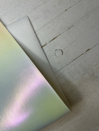Leer holografisch diverse kleuren. 20x33cm.