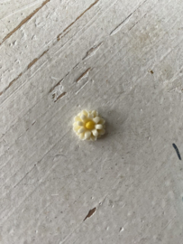 Gerbera flatback, 1cm. Diverse kleuren.