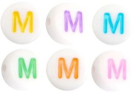 Letterkraal van acryl letter M Multicolor-Wit