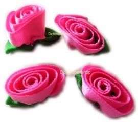 Roosjes met blad roze 3cm.