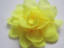 Bloem chiffon geel 10cm.