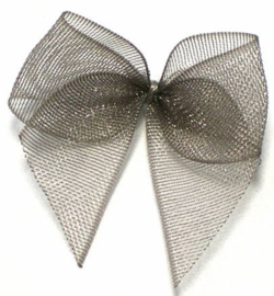 Strikje zwart organza 2.4cm.