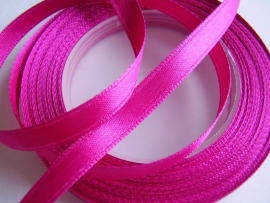 SB012 Satijnband fuchsia 7 mm