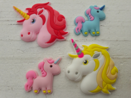 Flatback unicorns roze 3x3cm.
