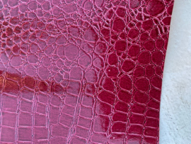 krokodillenprint leer fuchsia/rood 20x30cm
