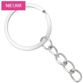 Sleutelhanger ring 2.5cm met ketting 2.5cm.