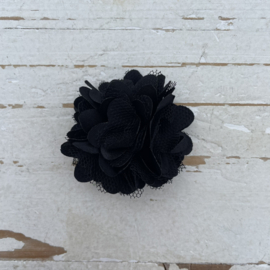 Stoffen satijn tule bloem zwart 5cm.