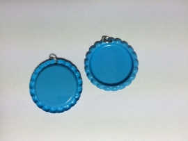 Bottlecap hanger blauw met ringetje pst