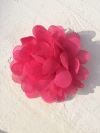 Chiffon bloem hot pink 7cm.