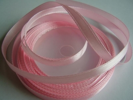 SB01 Satijnband licht roze 7 mm