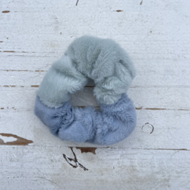 Scrunchies Haarwokkel mint en blauw vacht.