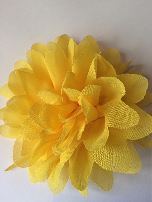Bloemen chiffon 11 cm geel