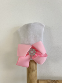 BABYMUTSJE, WIT met strik en strass
