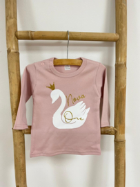 VERJAARDAG SHIRT DEEP PINK + NAAM EN/OF GETAL | ZWAAN