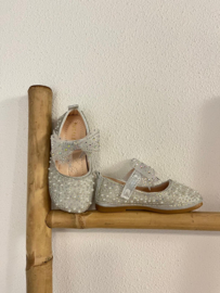 SCHOEN MET PARELTJES | ZILVER