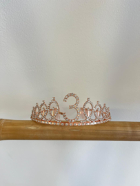 TIARA 3 JAAR | TARA