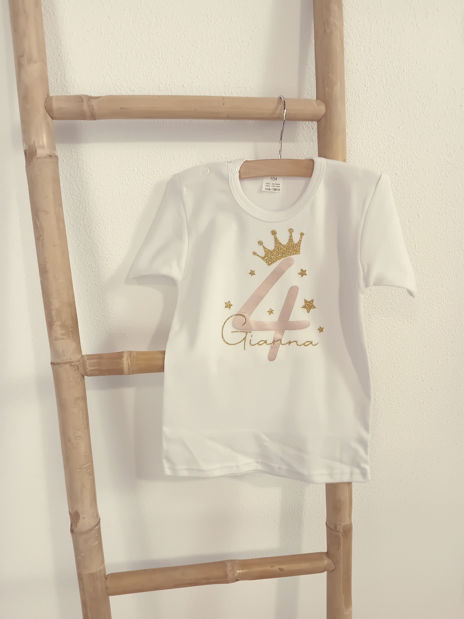 VERJAARDAG SHIRT DEEP PINK, ALLE LEEFTIJDEN | LOVA