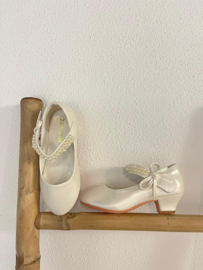 BRUIDSSCHOENEN-COMMUNIE-PRINSESSCHOENEN MET HAK | PAREL