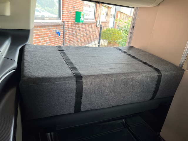 Matras voor MB/T5/T6  4+4cm koudschuim + traagschuim 108x200x8cm