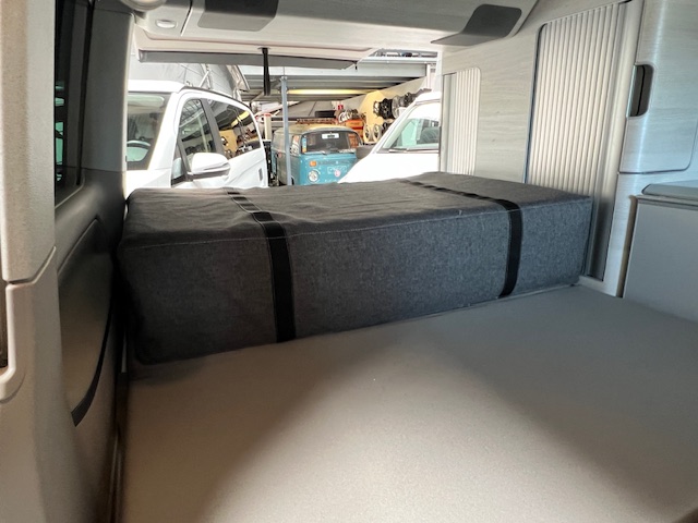 Matras voor MB/T5/T6  4+4cm koudschuim + traagschuim 108x200x8cm