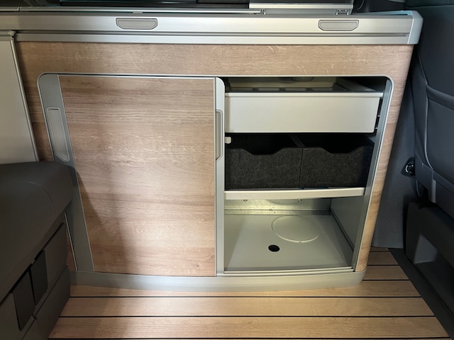 Opberg bakken T5/T6 gebruikt