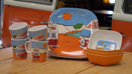 Kampeerservies met leuke VW bus print!