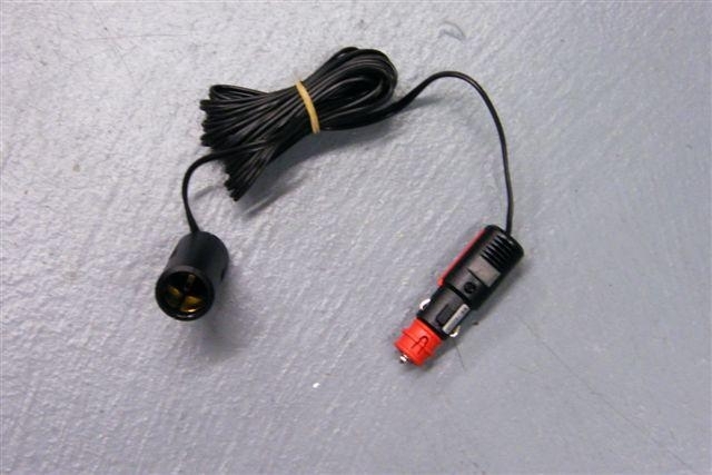 schroef terugvallen Versnel 12 volt stekker voor 2 typen aansluitingen met 4 meter snoer en  contrastekker | Elektriciteit | Poptopshop.nl