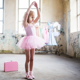 Balletpakje tutu met striklinten licht roze