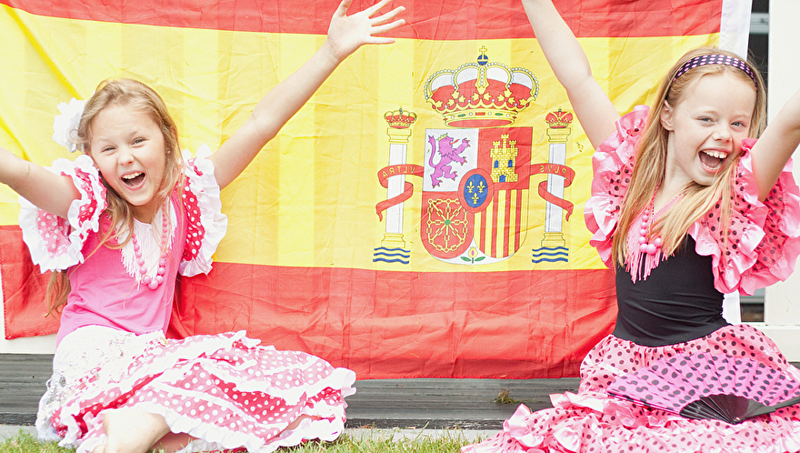 GOEDKOPE kleedjes en flamenco schoenen - Spaanskleedje.be