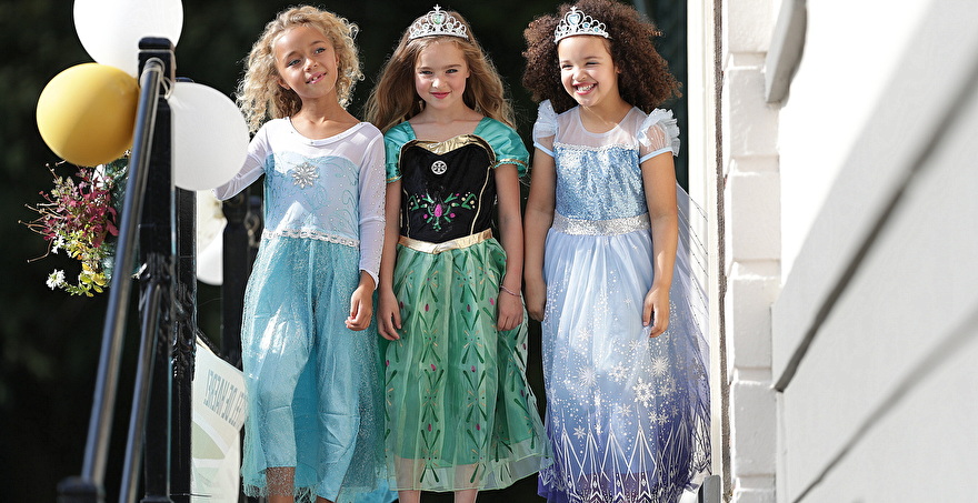 Executie spek Uittreksel Elsa en Anna jurk - ELSA en ANNA Frozen prinsessen jurken
