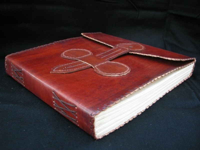 Woning Reserve Goot Paul-Francis lederen Schetsboek, Dagboek of Gastenboek VERONA 23x23 cm |  Leer | writersplaza