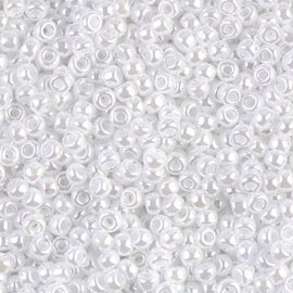 MR-08017 Miyuki Rocailles ceylon white pearl (8-528) 8/0 ±15 gram
